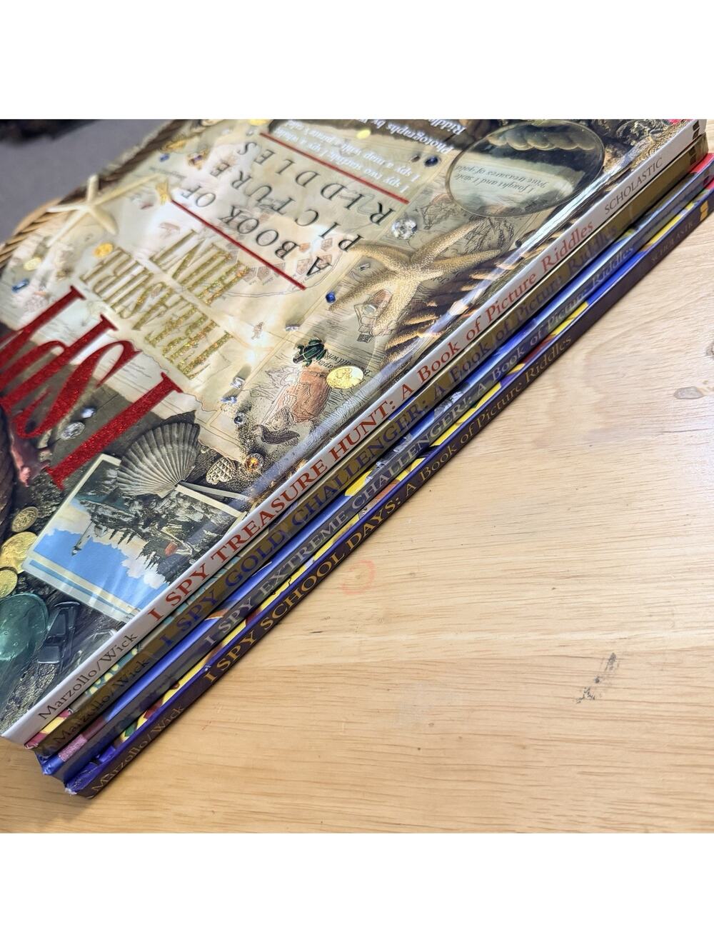 Lot of 4 I Spy Treasure Hunt Gold and Extreme Challenger School Days Riddle Book